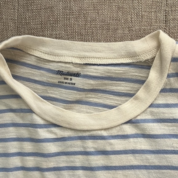 Madewell Tshirt - small - Picture 2 of 3